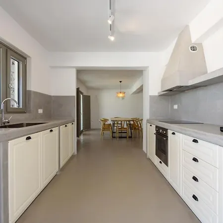 Aegean Gem With Private Pool In Paros Marmara